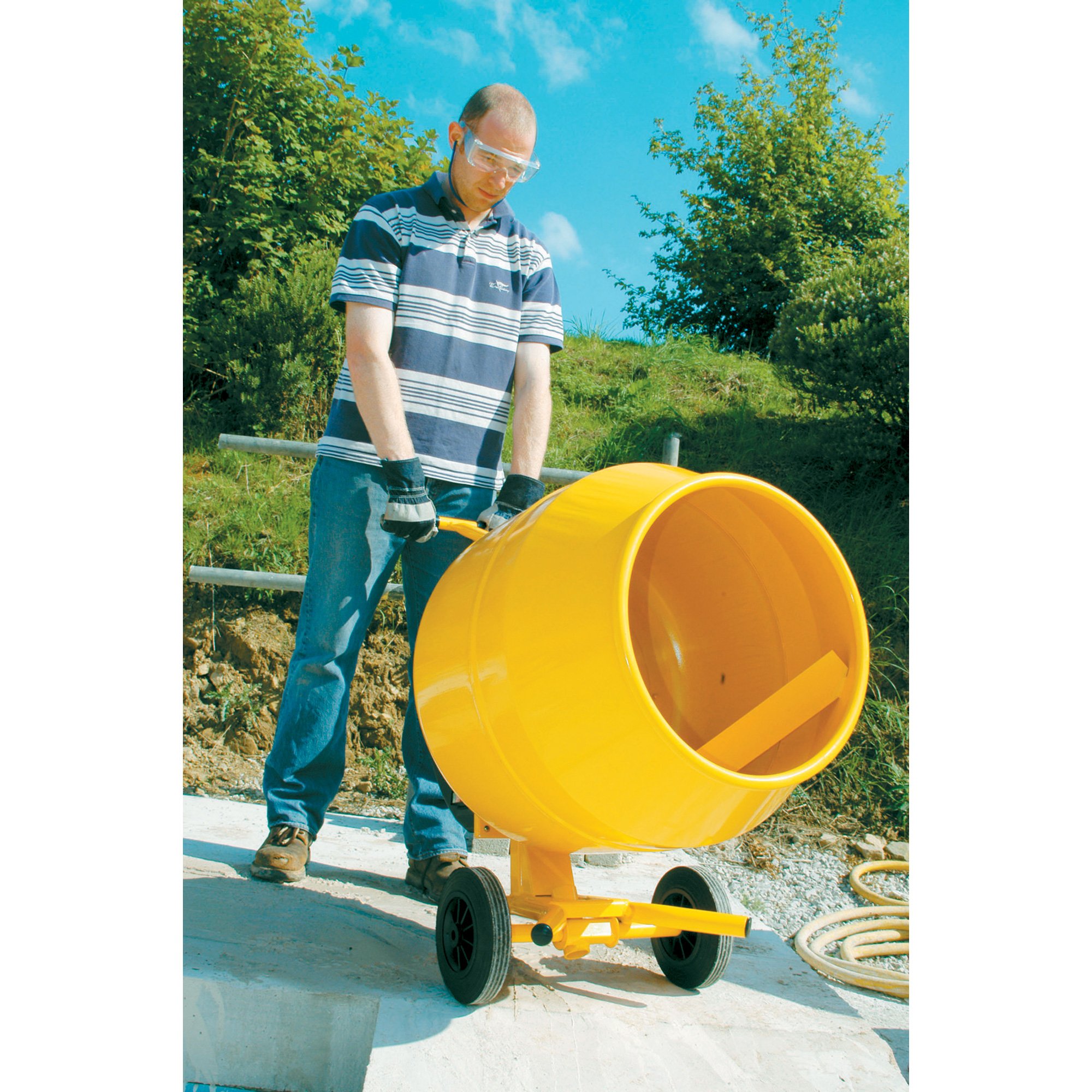 Belle Group Minimix 130 Cement Mixer, Model# ME17
